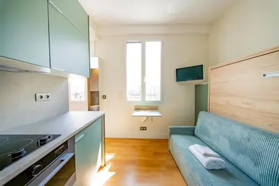 Cuisine ou kitchenette dans l'établissement Cute Green Studio - Sebastopol