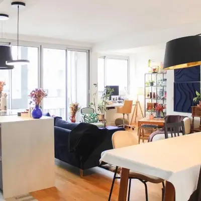 Bright Parisian getaway near the Seine