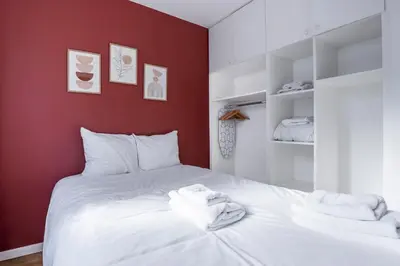 Un ou plusieurs lits dans un hébergement de l'établissement Studio near Paris - 25 minutes from Eiffel Tower