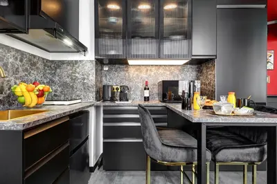Cuisine ou kitchenette dans l'établissement TBS 328 - Lovely studio near Quartier Marais