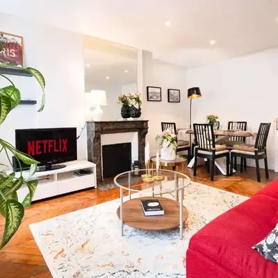 6 Guests Flat Champs Elysees 2 BDR