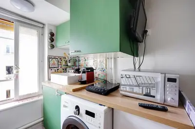 Cuisine ou kitchenette dans l'établissement Cute boudoir studio - heart of Bastille