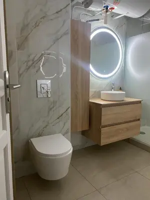 Salle de bains dans l'établissement Chambre privée design, 8 min du Parc des Prince et de Roland Garros et à 4 min du métro 9