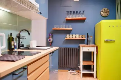 Cuisine ou kitchenette dans l'établissement Souplex Moderne - 5P - Centre de Paris