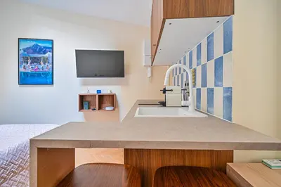Cuisine ou kitchenette dans l'établissement Montparnasse Signature Apartments