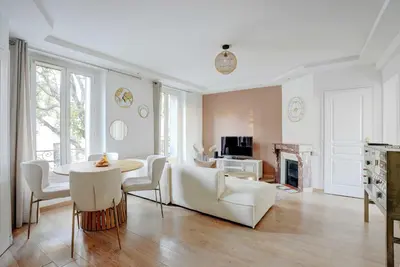 Cuisine ou kitchenette dans l'établissement Superb apartment - 2BR - 4 P - Ivry-sur-Seine
