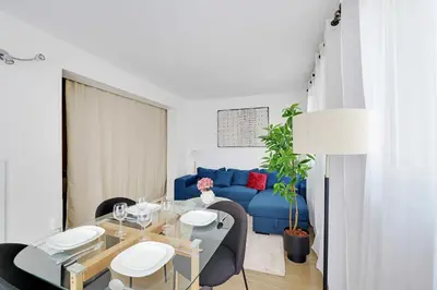 Coin salon dans l'établissement Beautiful Apartment 2BR 6P – Eiffel Tower