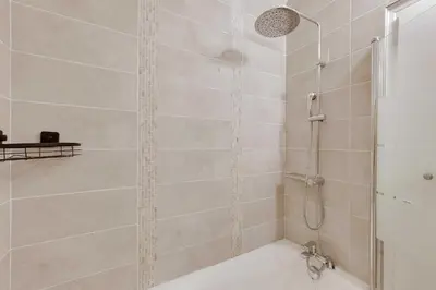 Salle de bains dans l'établissement Beautiful Apartment 2BR 6P – Eiffel Tower