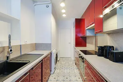 Cuisine ou kitchenette dans l'établissement Beautiful Apartment 2BR 6P – Eiffel Tower