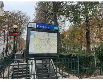 Plan de l'établissement Studio proche de Tour Eiffel