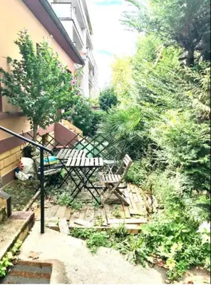 Jardin de l'établissement Pavillon 1 à 4 personnes suite familiale et une chambre séparée