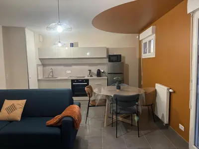 Cuisine ou kitchenette dans l'établissement Eiffel Horizon Proche Paris Métro 14
