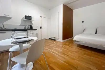Cuisine ou kitchenette dans l'établissement Charming apartment near Bastille