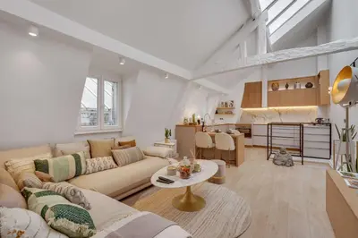 Cuisine ou kitchenette dans l'établissement Historical apartment in the heart of Paris - 4