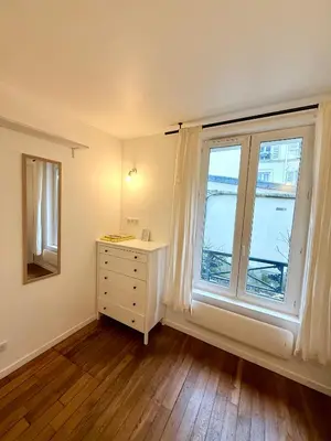 Plan de l'établissement Appartement Bridaine Batignolles Paris