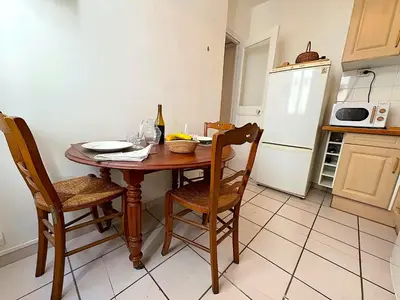 Cuisine ou kitchenette dans l'établissement L'appartement Pyrénées