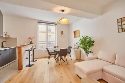 Coin salon dans l'établissement Apartement center of Paris