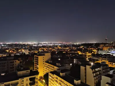 Vue générale sur Paris ou vue de la ville depuis l'appartement