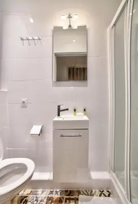 Salle de bains dans l'établissement Studio cosy rue du faubourg saint denis paris 10