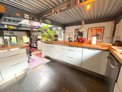 Cuisine ou kitchenette dans l'établissement Villa Georges