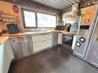Cuisine ou kitchenette dans l'établissement Villa Georges
