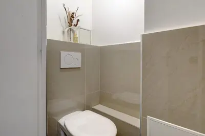 Salle de bains dans l'établissement Ambiance Contemporaine et Detente - Paris 10
