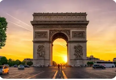 Lever ou coucher de soleil vu de l'appartement ou à proximité