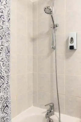Salle de bains dans l'établissement Charmant 2 pièces rénové Porte de Paris avec parking