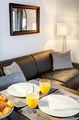 Plan de l'établissement Chic Marais Retreat Steps to Cafes & Notre Dame