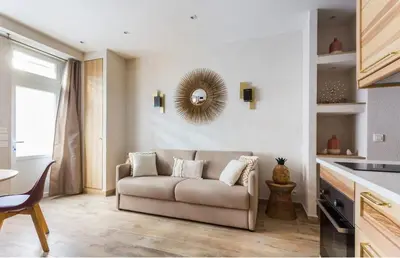 Cuisine ou kitchenette dans l'établissement Superbe appartement proche de Nation