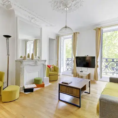 3br FLAT