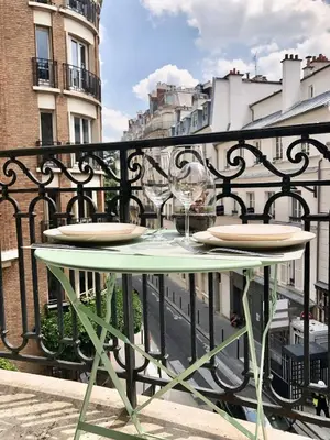 Balcon ou terrasse dans l'établissement Charmant 2 pièces Jardin des plantes Paris 5