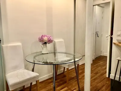 Plan de l'établissement Joli 2 pièces Jussieu Paris 5