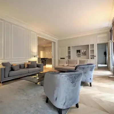 Appartement Quai Dorsay Exception Apartment in Paris