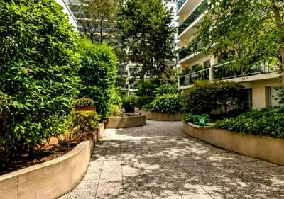 Jardin de l'établissement Grand Studio 50 m2 Balcon Porte de Versailles