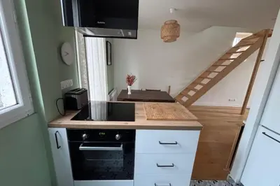 Cuisine ou kitchenette dans l'établissement Charming accommodation at the gates of Paris