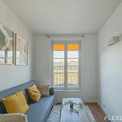 Beautiful 3-room apartment Paris 1st