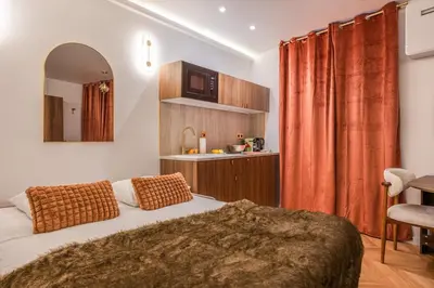 Un ou plusieurs lits dans un hébergement de l'établissement CHINE-4 City View Air Conditioner Apartment 4 PAX