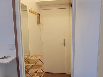 Plan de l'établissement Cozy studio with a view of the Eiffel Tower
