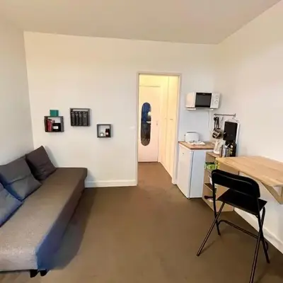 Bright studio near the Parc des Princes