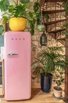 Cuisine ou kitchenette dans l'établissement Duplex d'exception et atypique à Montmartre
