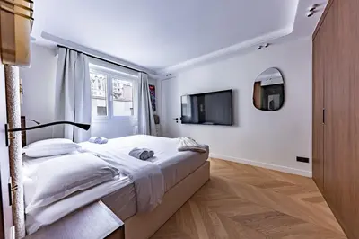 Un ou plusieurs lits dans un hébergement de l'établissement Neuilly ,5 stars ,quartier chic & ultra sécurisé