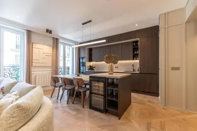 Cuisine ou kitchenette dans l'établissement Architect Luxury Appartment - Marais