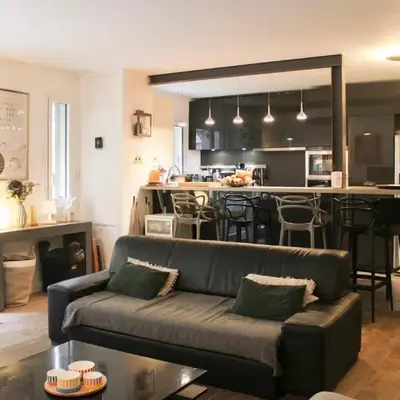 Spacious apartment with terrace near the Marais