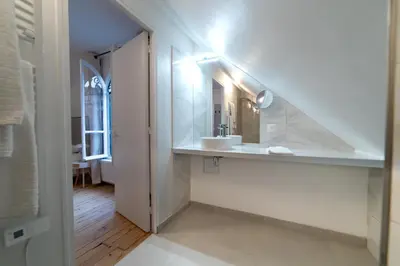 Salle de bains dans l'établissement Finestate Coliving Dupleix