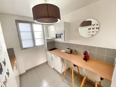 Cuisine ou kitchenette dans l'établissement 203 - studio tout equipe Paris 5