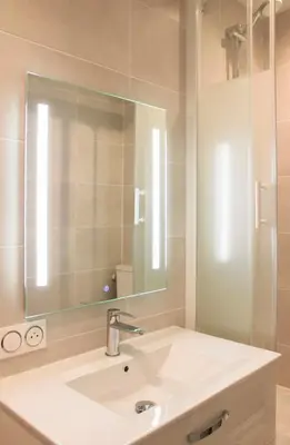 Salle de bains dans l'établissement Bel appartement - Bastille Canal Saint Martin