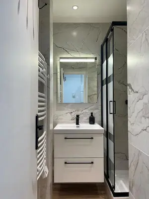 Salle de bains dans l'établissement Bright Apartment in Paris Convention and Paris Expo
