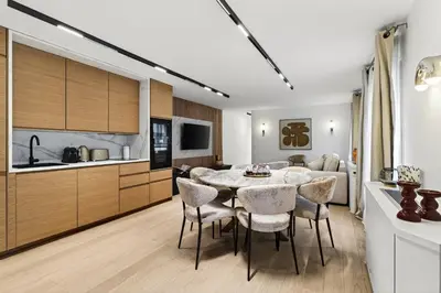 Cuisine ou kitchenette dans l'établissement 31 Flat 8 person St Lazare Galerie LaFayette Paris 8th