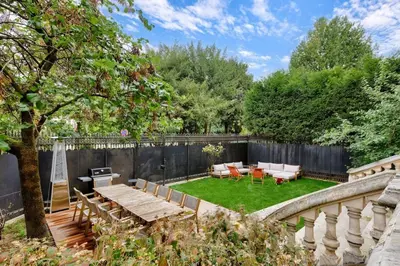 Jardin de l'établissement Prestigious Avenue Foch Apartment with Private Garden